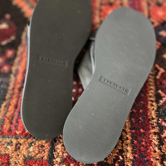 Everlane The Day Crossover Sandal - Picture 3 of 3